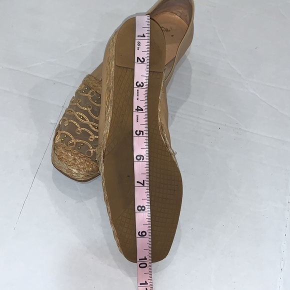 Stuart Weitzmann Boho Beige Gold Mini stud Braided Espadrilles size 8 - Picture 13 of 14